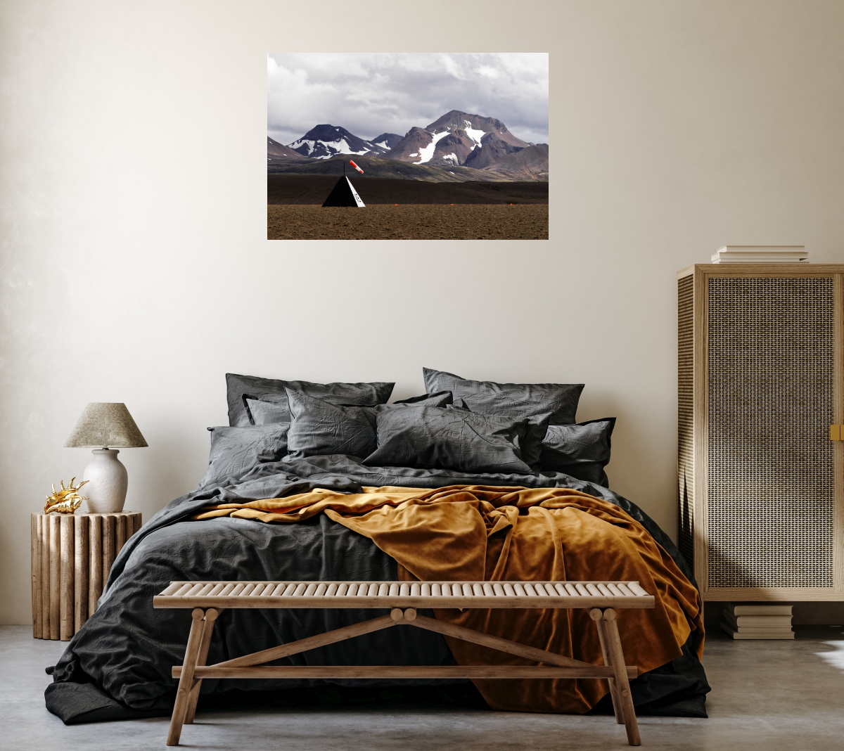 Poster: Landebahn vor Bergkette – Bild 4