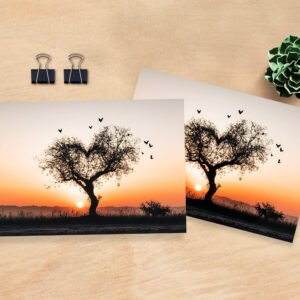 raxxa Postkarte: Herzbaum im Sonnenuntergang