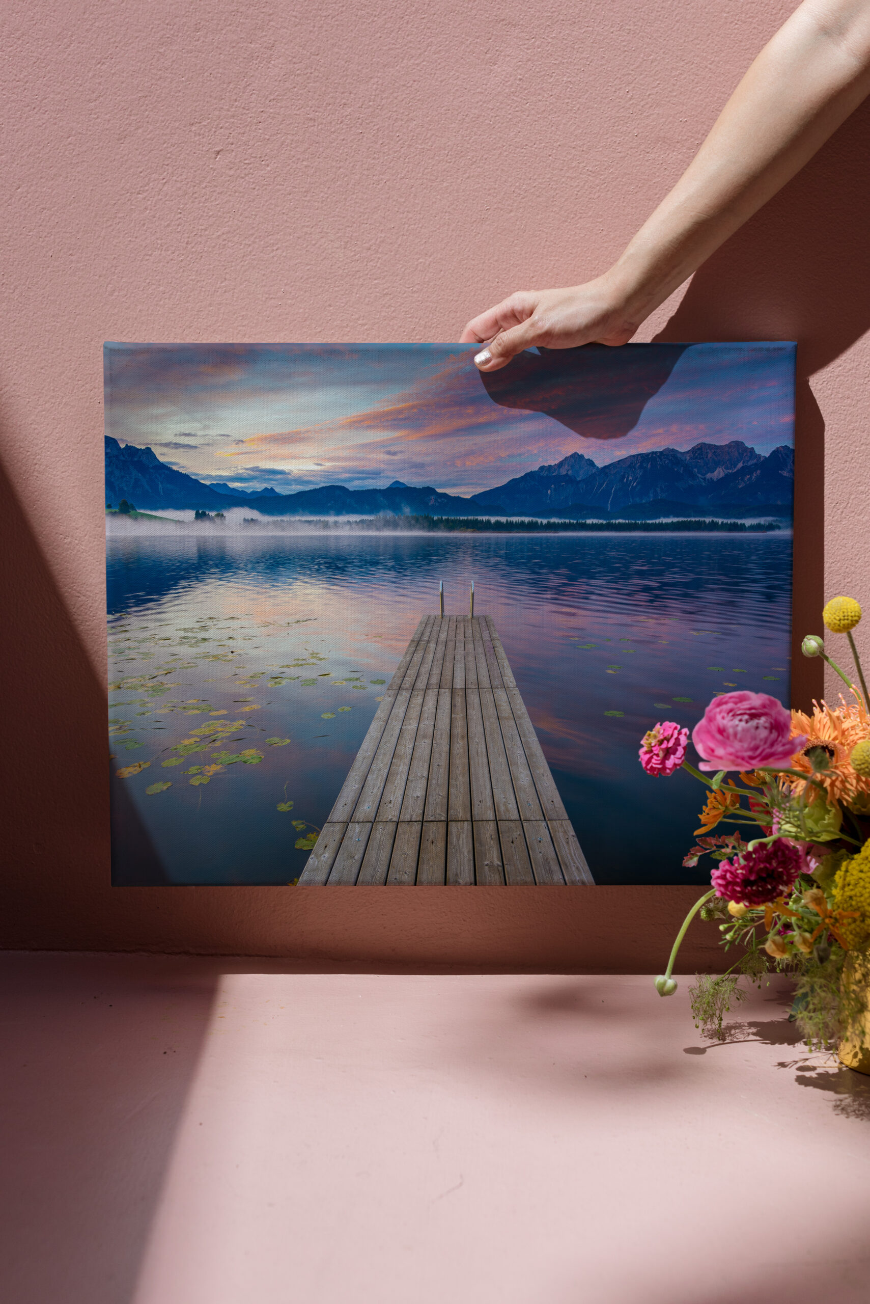 raxxa Canva: Steg am See in den Bergen