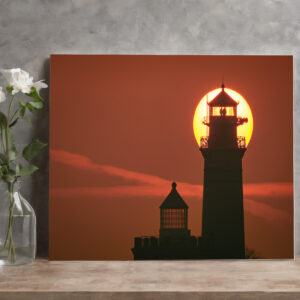 raxxa Canva: Leuchtturm im Sonnenaufgang