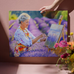 raxxa Canva: Malerin im Lavendelfeld