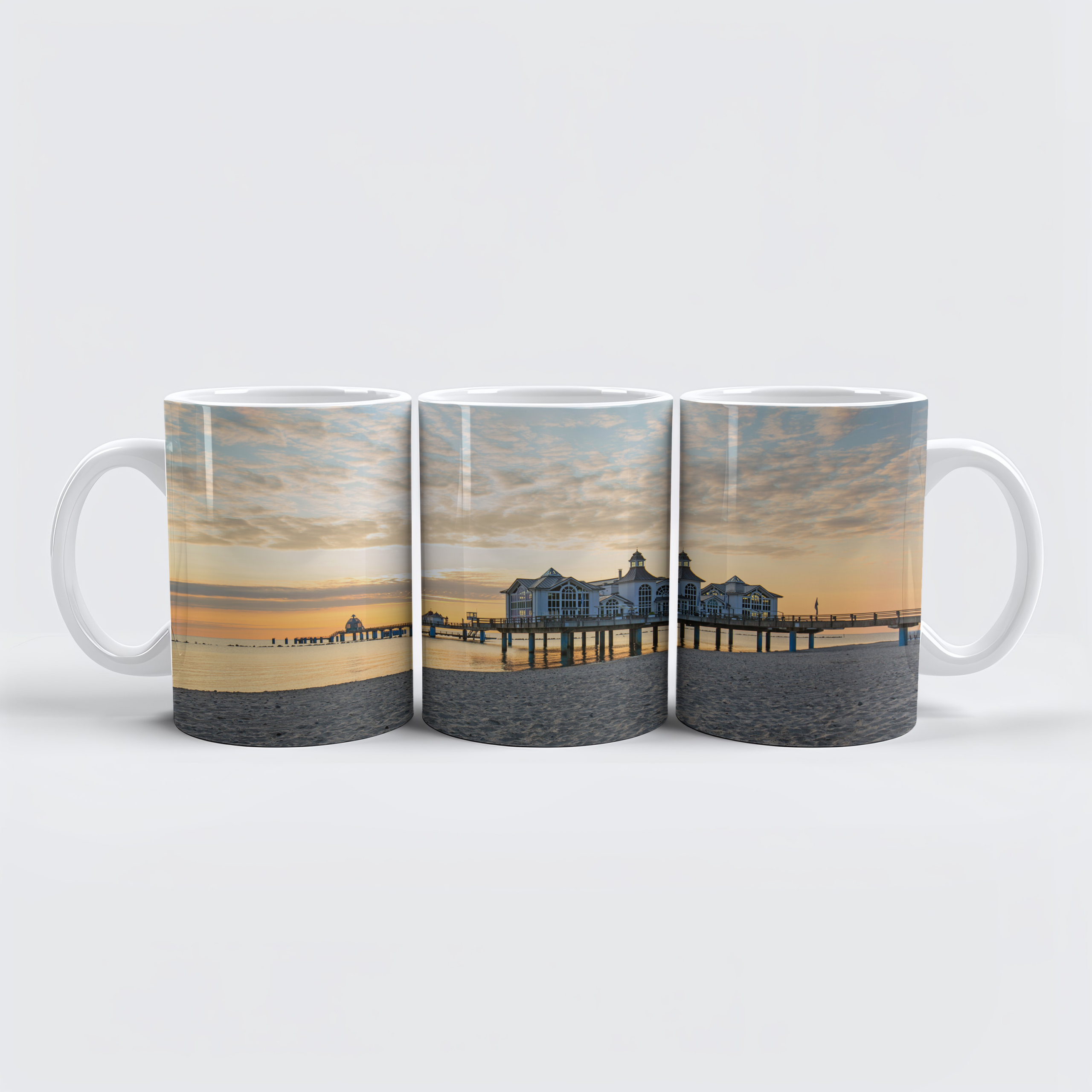 raxxa Premium-Tasse: Morgenidylle Seebrücke Sellin