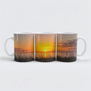 raxxa Premium-Tasse: Früh morgens am Ostseestrand