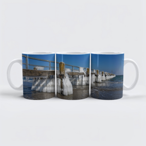 raxxa Premium-Tasse: Frostiger Tag an der Ostsee