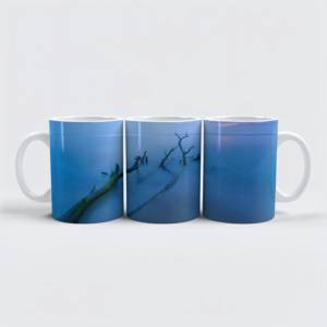 raxxa Premium-Tasse: Blaue Stunde an der Ostsee