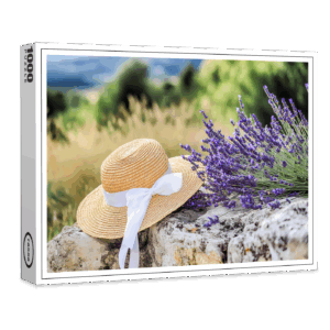 raxxa Premium-Puzzle: Frühlingslicht auf Lavendelstrauß mit Hut