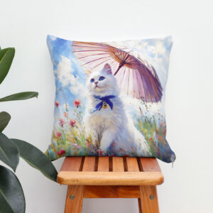 Kissen: Impressionistic Oil Painting of White Cat with Parasol in Poppy Field