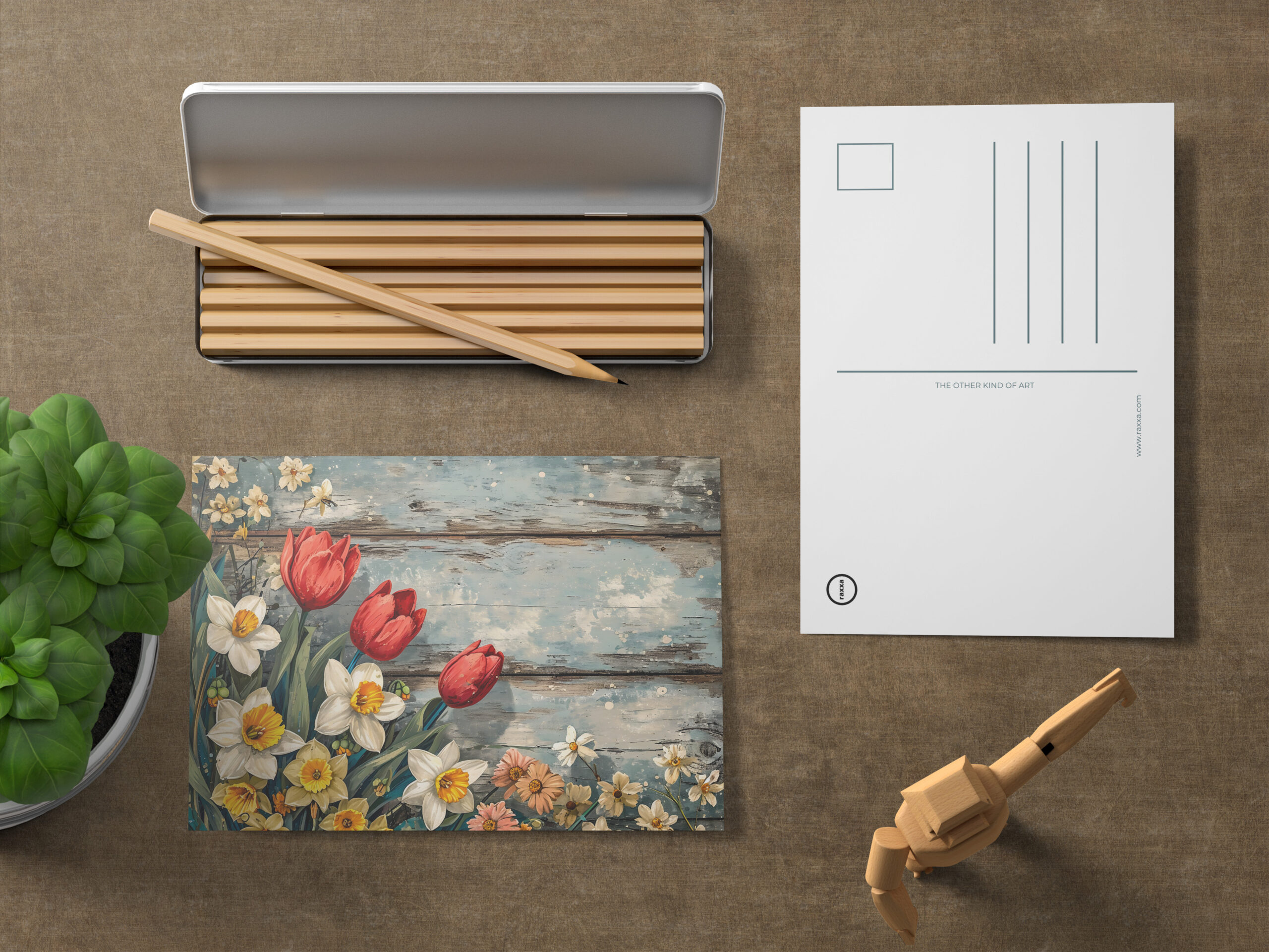raxxa Postkarte: Red Tulips and Daffofils on Blue Wood