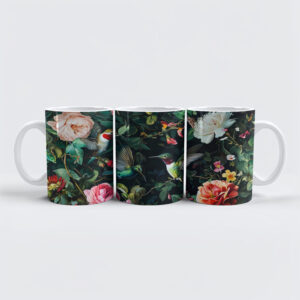 raxxa Premium-Tasse: Hummingbirds with Climbing Vines and Rose Hedge Illustration