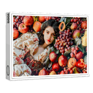 raxxa Premium-Puzzle: Woman with apples and grapes