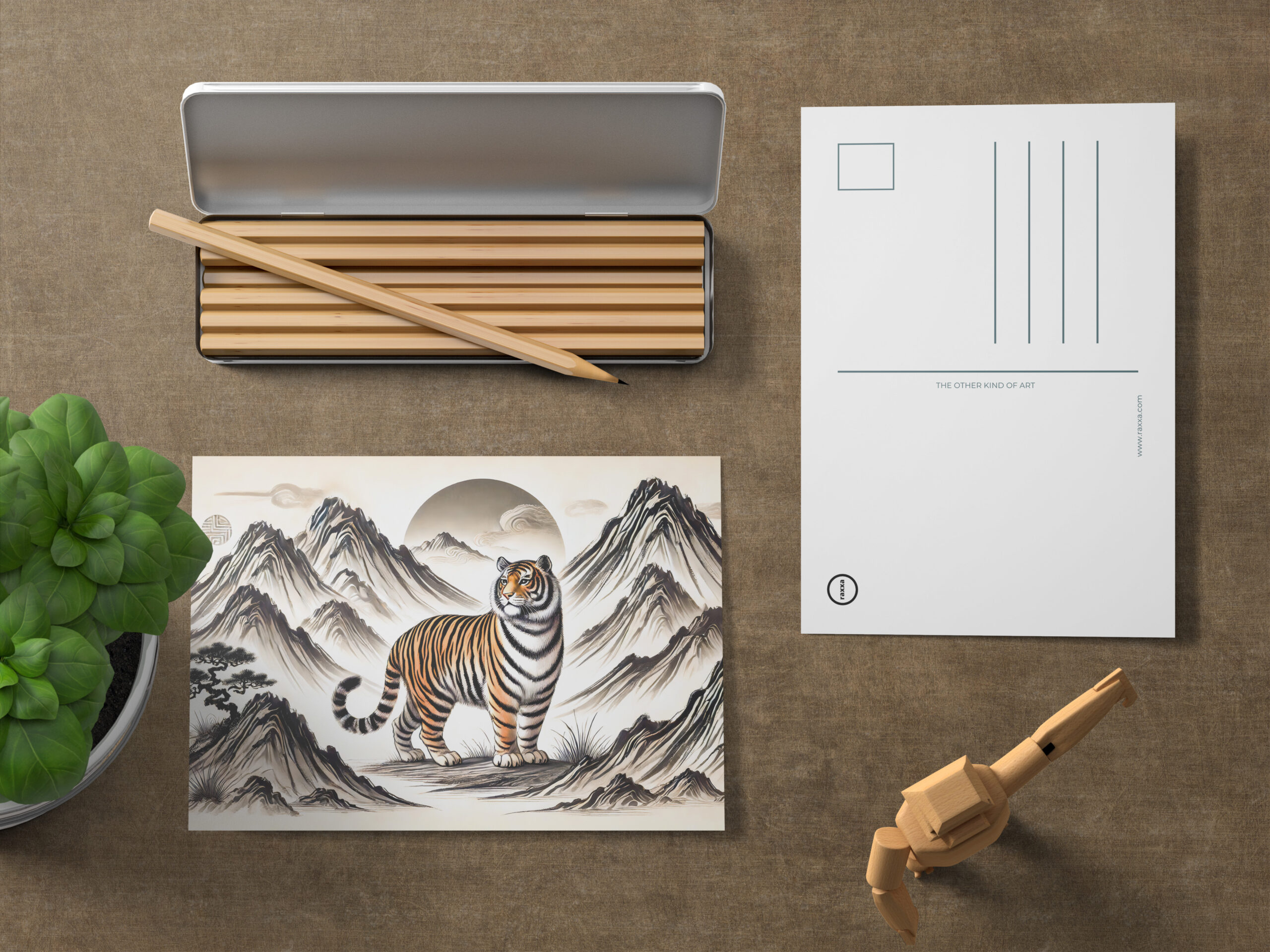 raxxa Postkarte: Fierce Tiger Roaming Mountains