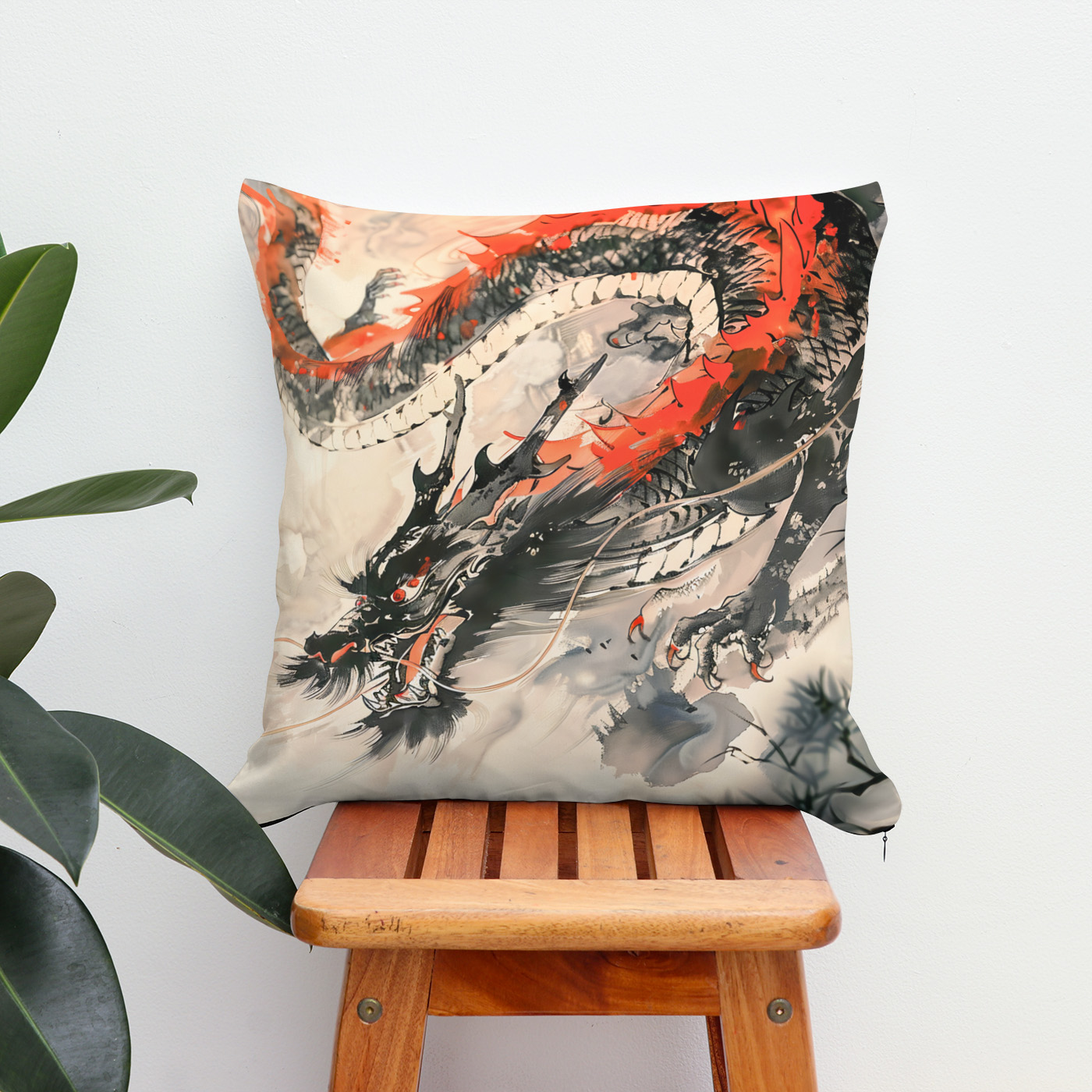 Kissen: Chinese Watercolor Red Dragon Power – Bild 2