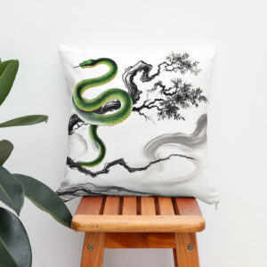 Kissen: Ink painting Sinuous Snake Coiled on Tree
