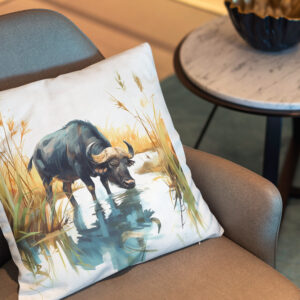 Kissen: African Buffalo at Water’s Edge