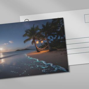 raxxa Postkarte: Leuchtender Strand im Mondlicht