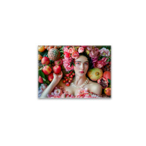raxxa Glas-Magnet: Woman in floral dress with fruit display