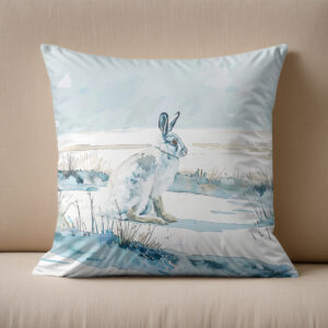 Kissen: Arctic Hare in Winter Landscape