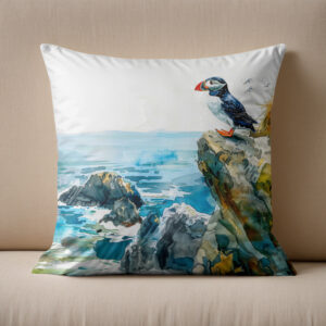 Kissen: Puffin on Coastal Cliff