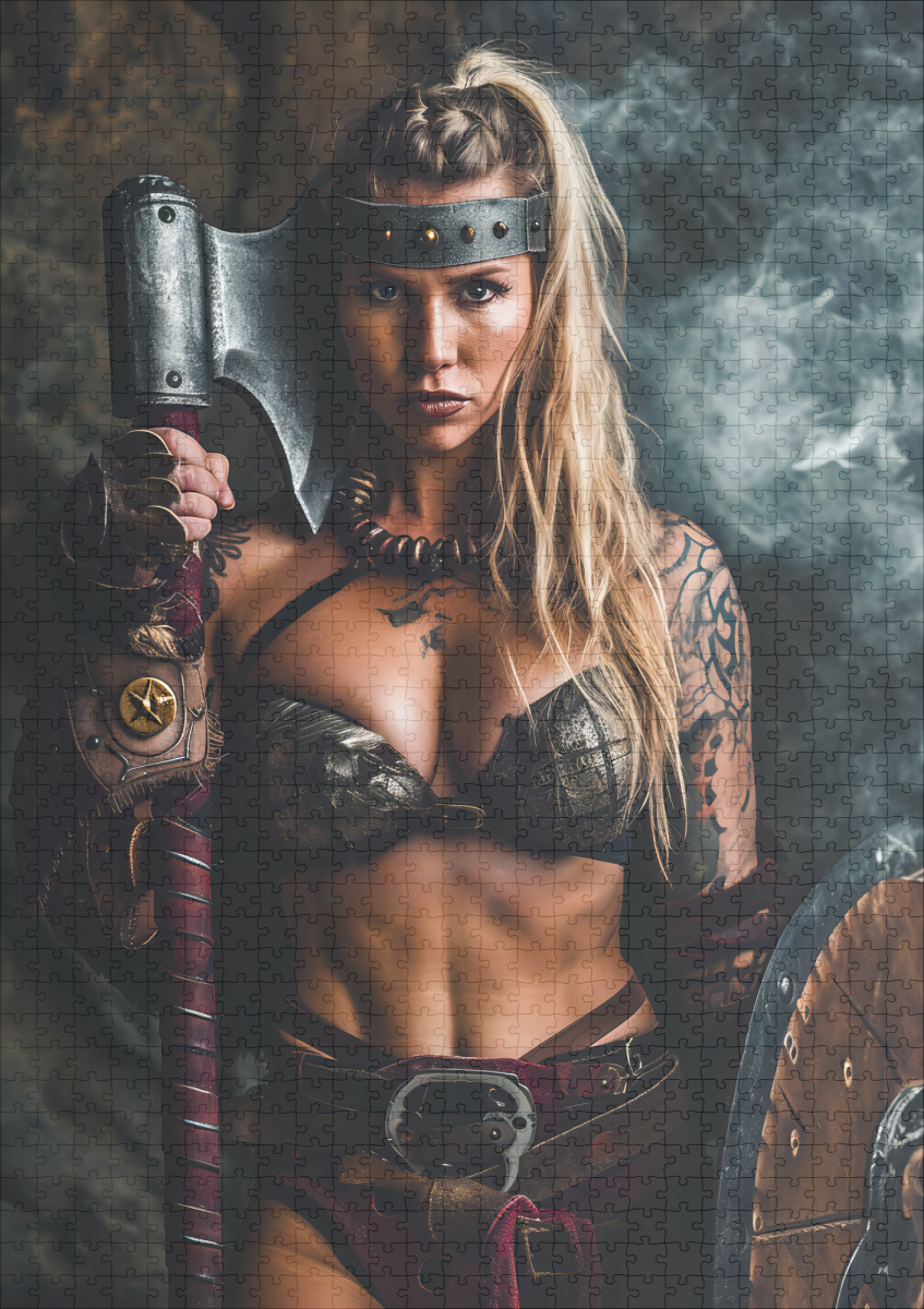 raxxa Premium-Puzzle: Fierce Viking Shieldmaiden With Axe And Battle Shield - Image 2