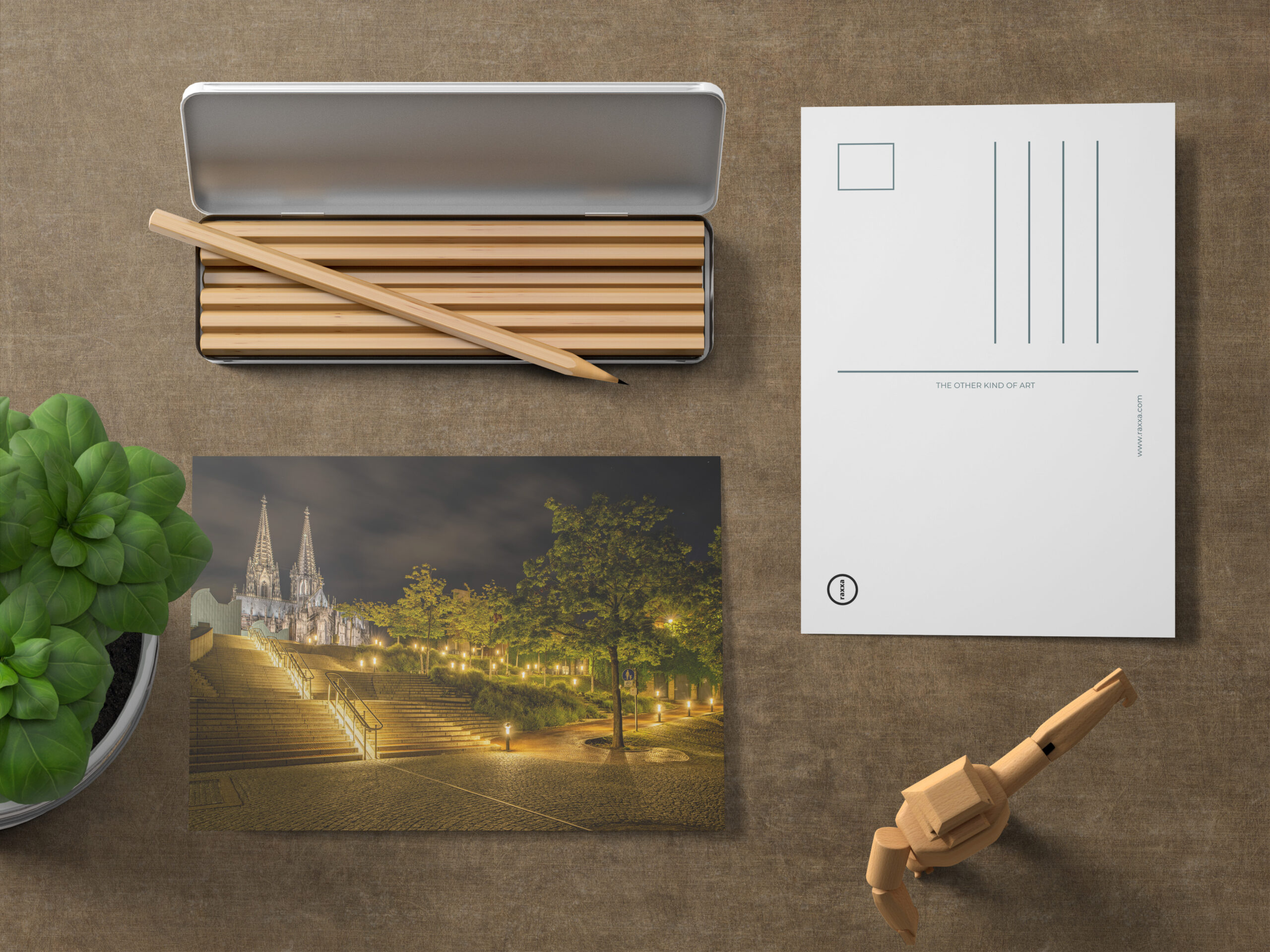raxxa Postkarte: Kölner Dom bei Nacht Aufgang Domplatz