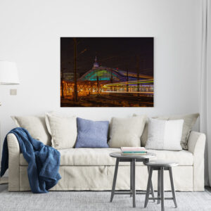 raxxa Canva: HBF Cologne at night