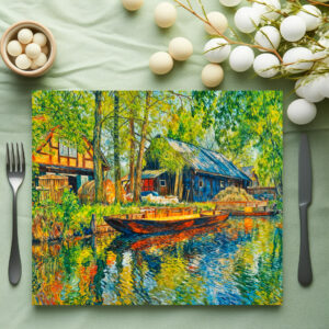 raxxa Premium-Tischset: Impressionist Spreewald Farmhouse with Wooden Boat by the Canal