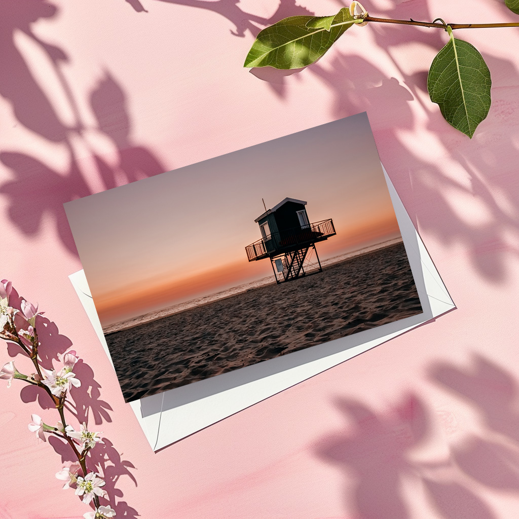 raxxa Postkarte: Wachturm am Strand