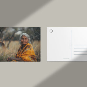 raxxa Postkarte: Frau der Aborigines im Busch