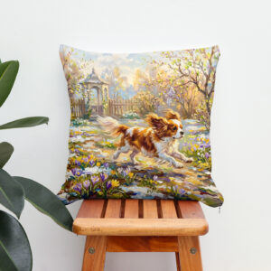 Kissen: Cavalier Spaniel in Blooming Spring Garden